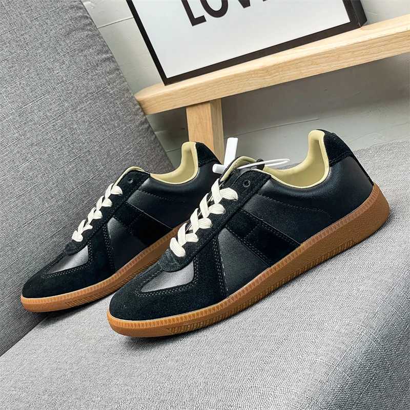 2024 New Soft Cowhide Versatile and Easy to Wear Retro Shoes for Men and Women Flat Couple Shoes Genuine Leather Casual Shoes L250908
