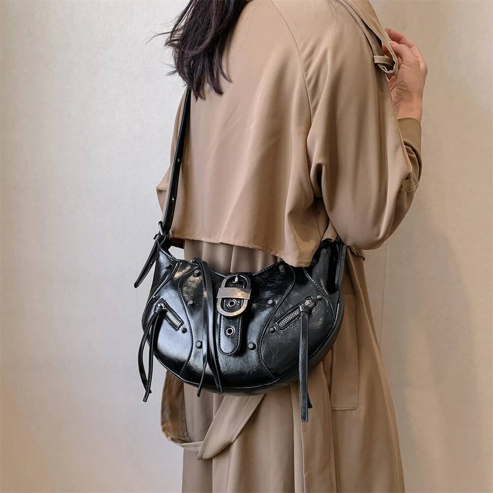 2025 new collection Underarm Handbag Y2K Spicy Girl Solid Color Rivet Women's Handbag Rock Pattern Women's Shoulder Bag 2025 Autumn New Desi