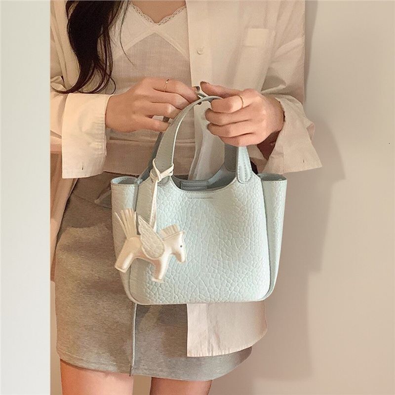 2025 new collection Handbag New Women's Shoulder Bag Blue Niche Texture Commuting Handbag Women's Crossbody Bag 2025 Autumn New Designer Bag