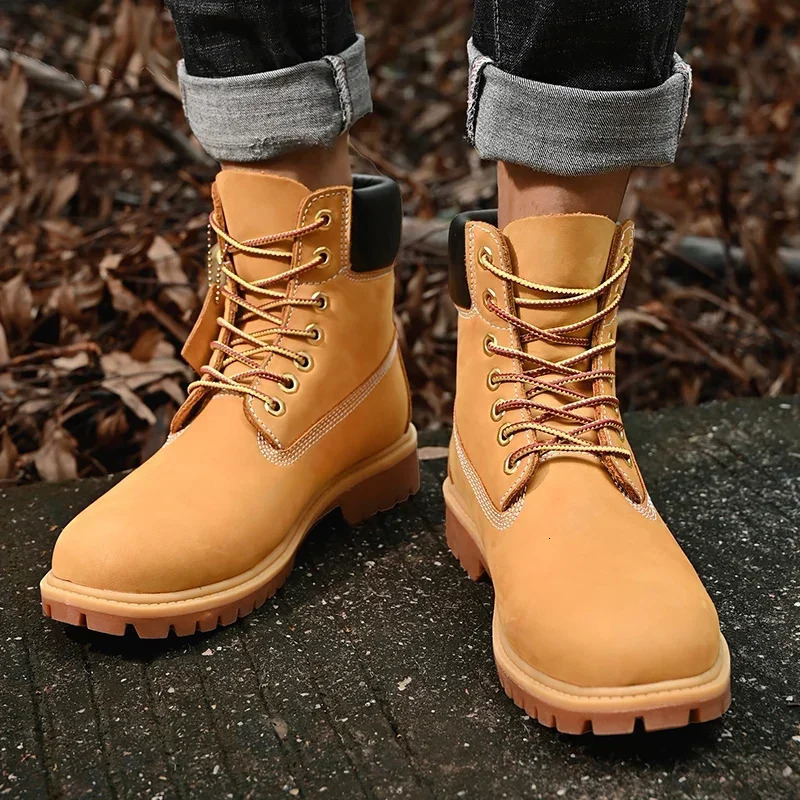 Boots Men High Top Quality Women Leather Shoes Fashion Outdoor Sneakers Lace Up NonSlip Ankle for Couple 250908