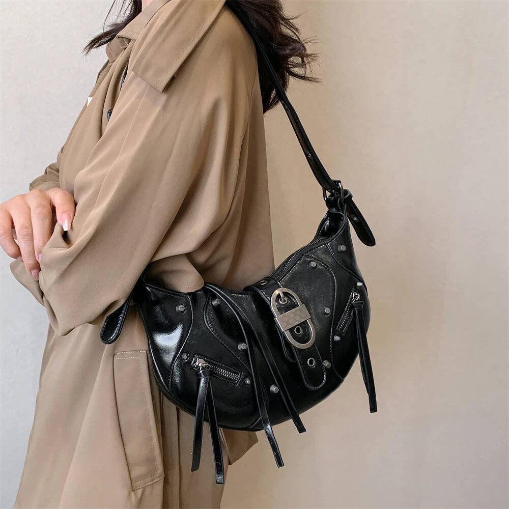 2025 new collection Underarm Handbag Y2K Spicy Girl Solid Color Rivet Women's Handbag Rock Pattern Women's Shoulder Bag 2025 Autumn New Desi