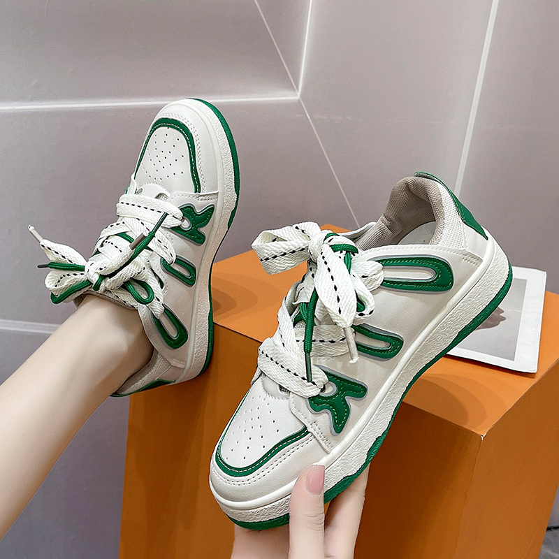Women Platform Sneakers Star Design Lace Up Flat Non-slip Outdoor Comfortable Running Sports Shoes Fashionable Skateboard Shoes Woman Sneakers Student