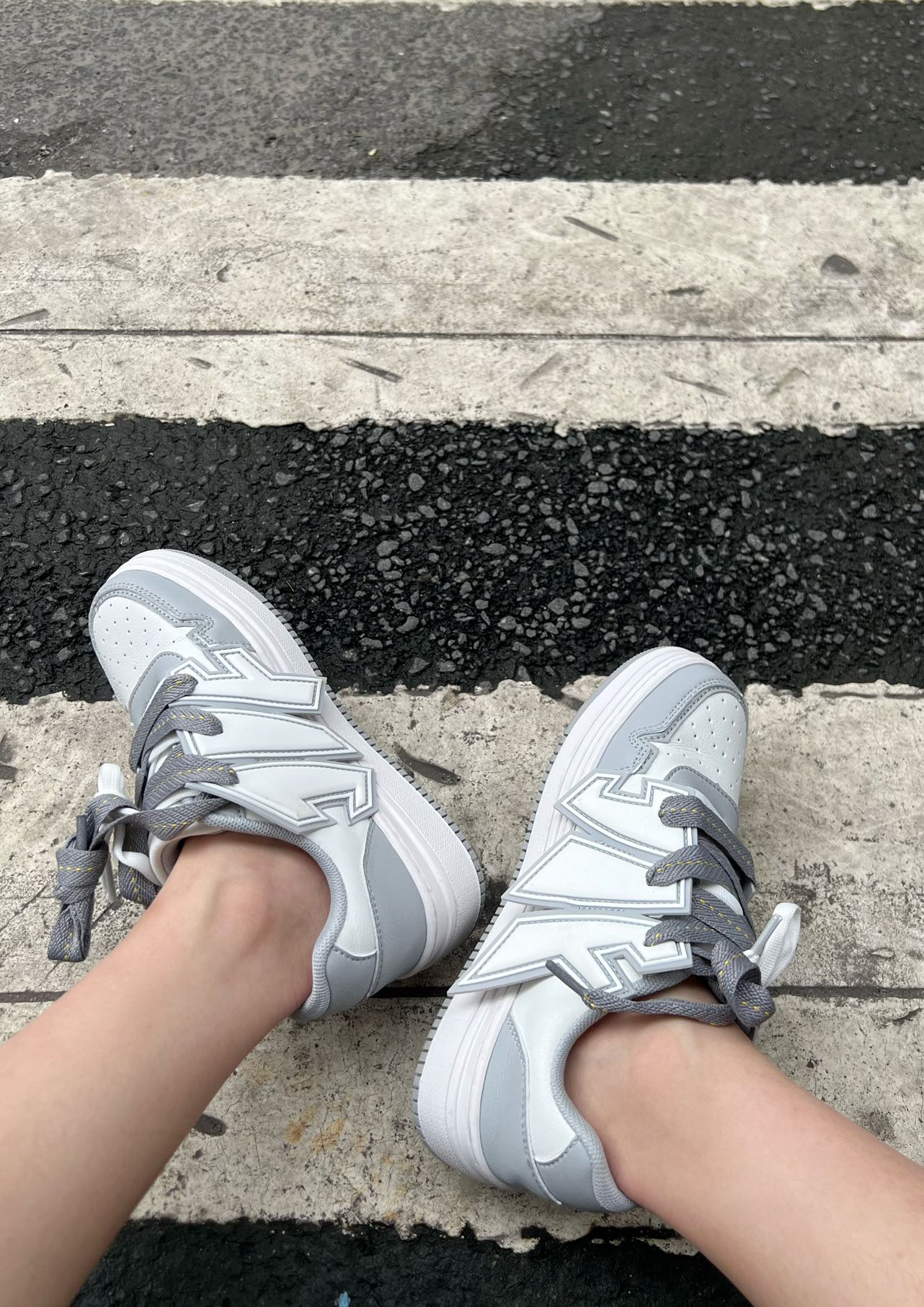 Jifffly Men's & Women's Casual Sneakers - Autumn/Winter 2025 EditionJFY-356
