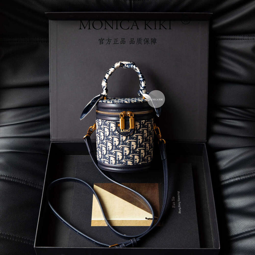 Chic Jacquard Monica Embroidery Handbag Versatile Pen Holder Scarf Single Shoulder Crossbody Bucket Bag For Women