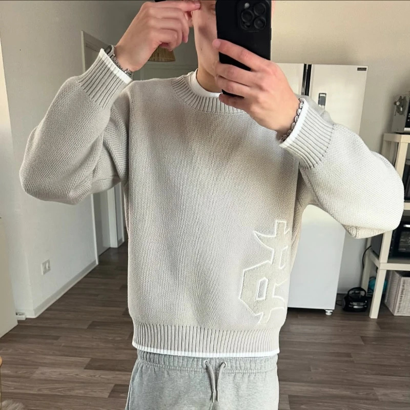 Y2K Round Neck Gray Knitted Sweater Symbol Pattern Retro Harajuku Pullover Autumn Winter Warm Boxy Mens Clothing 250912