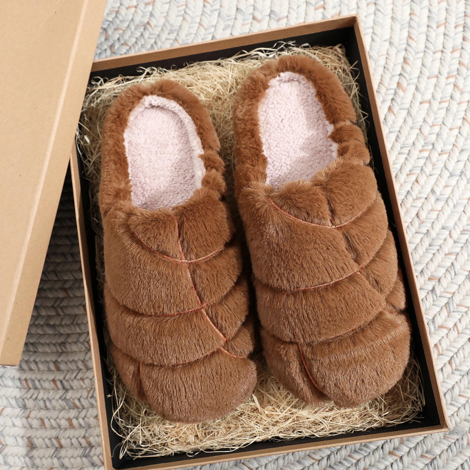 Mexican Gourmet Bread Concha Slippers for Winter Home Cute Pattern Fur NonSlip Thick Sole Lightweight Plush Men and Women Can Wear Shoes 250909
