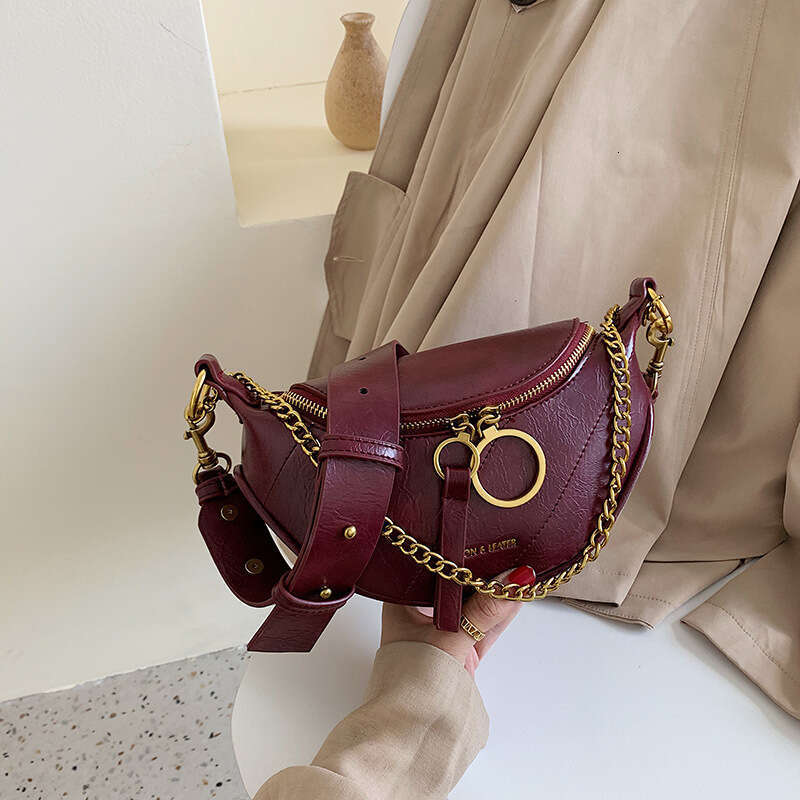 Leather Fanny Pack for Women: Stylish Chain Fashion Zipper Banana Crossbody Bum Bag, 2024 dh5727163
