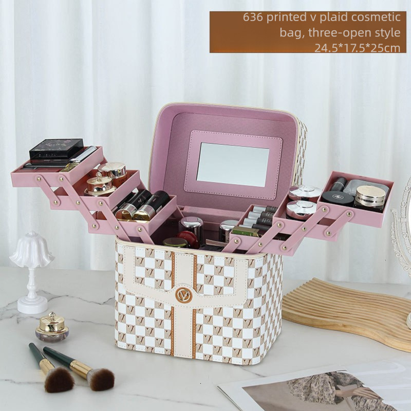V-shaped Grid Makeup Case large capacity Handheld Skincare Storage Bag for Women High-end Portable Multifunctional designer Travel portable ddmythur