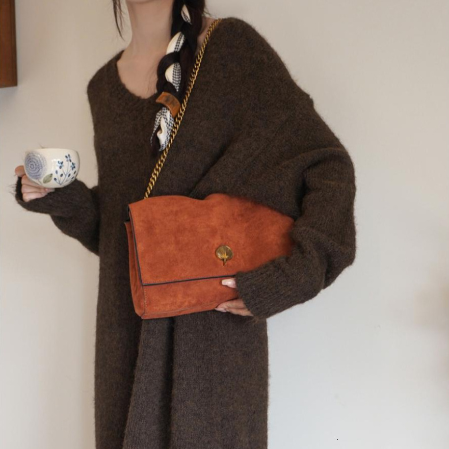Double Sided Women's Envelope Bag New Suede Chain Women's Shoulder Bag Autumn New Designer Bag design Women's Crossbody Bag Hand-held B