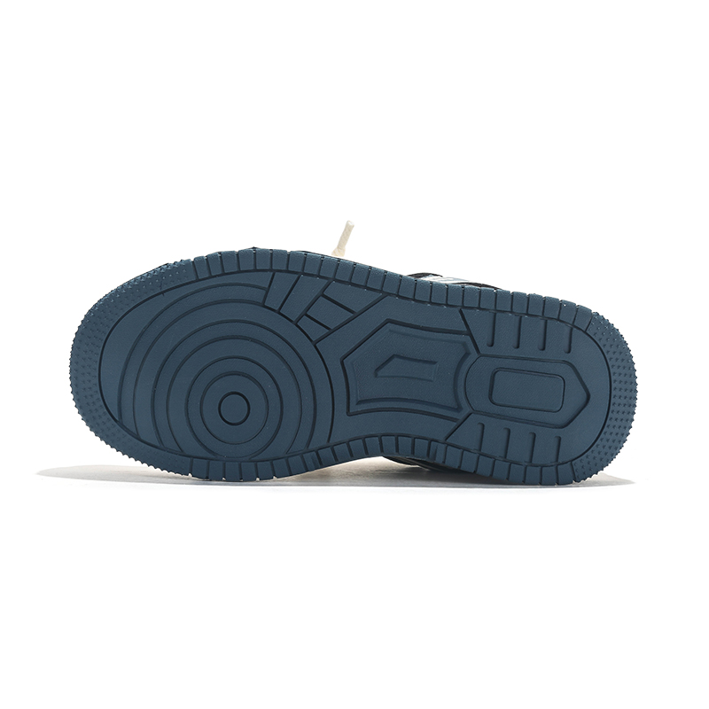 Casual Streetwear Ready Couple Footwear: Updated Seasonal Edition of Jifffly