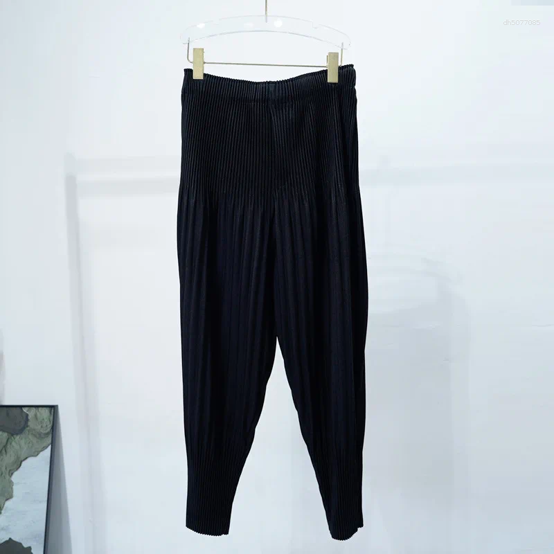 Men's Pants Miyake Pleated Lantern 2025 Fall Loose Harlan Small Leg Trousers Seven High-end Casual