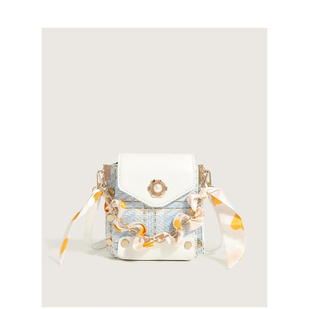 2025 new collection Women's Shoulder Bag Fashion Chain French Elegant Style Mini Phone Autumn New Designer Crossbody