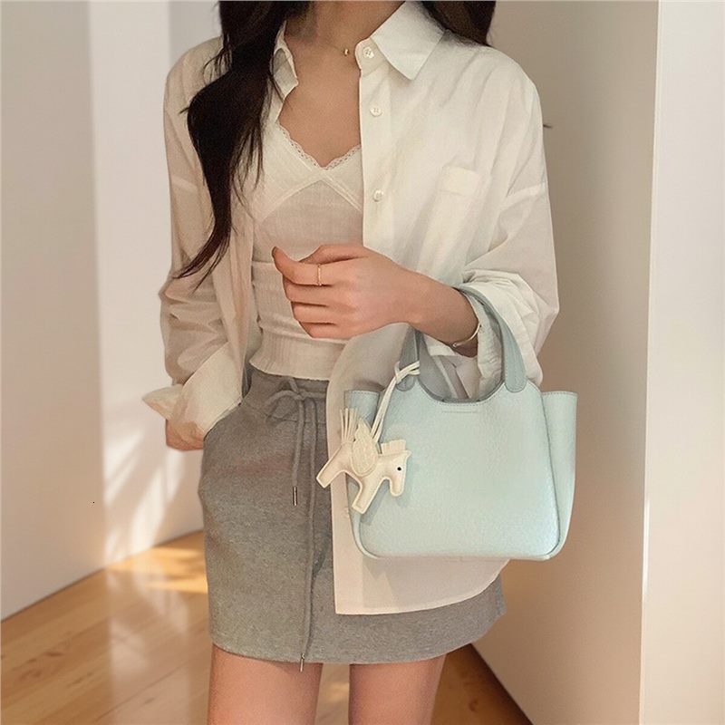 2025 new collection Handbag New Women's Shoulder Bag Blue Niche Texture Commuting Handbag Women's Crossbody Bag 2025 Autumn New Designer Bag
