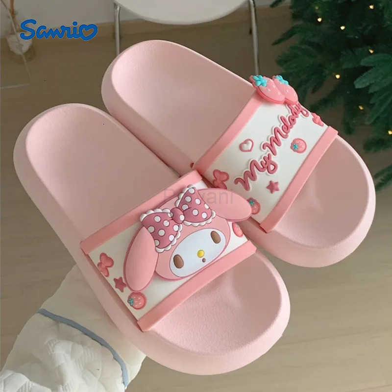 Sanrio Sanrio My Melody Cinnamoroll Hello Kitty Kuromi Slippers Womens Summer Non Slip Thick Sole Slippers Y2K Cute Girl Home Slippers L250909