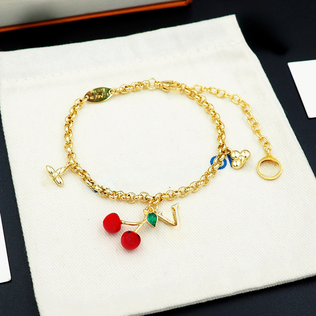 Designer Necklace Brand Luxury Women Bangle Classic Pendant Bracelet Set Wedding Party Chain Jewelry Gift with Box