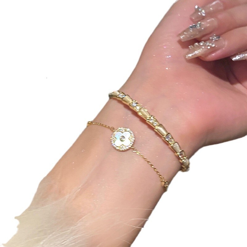 Light Zircon Round Mother-of-Pearl Korean Internet Celebrity Same Style Niche Bracelet Fashion Versatile Elegant Jewelry - view 6