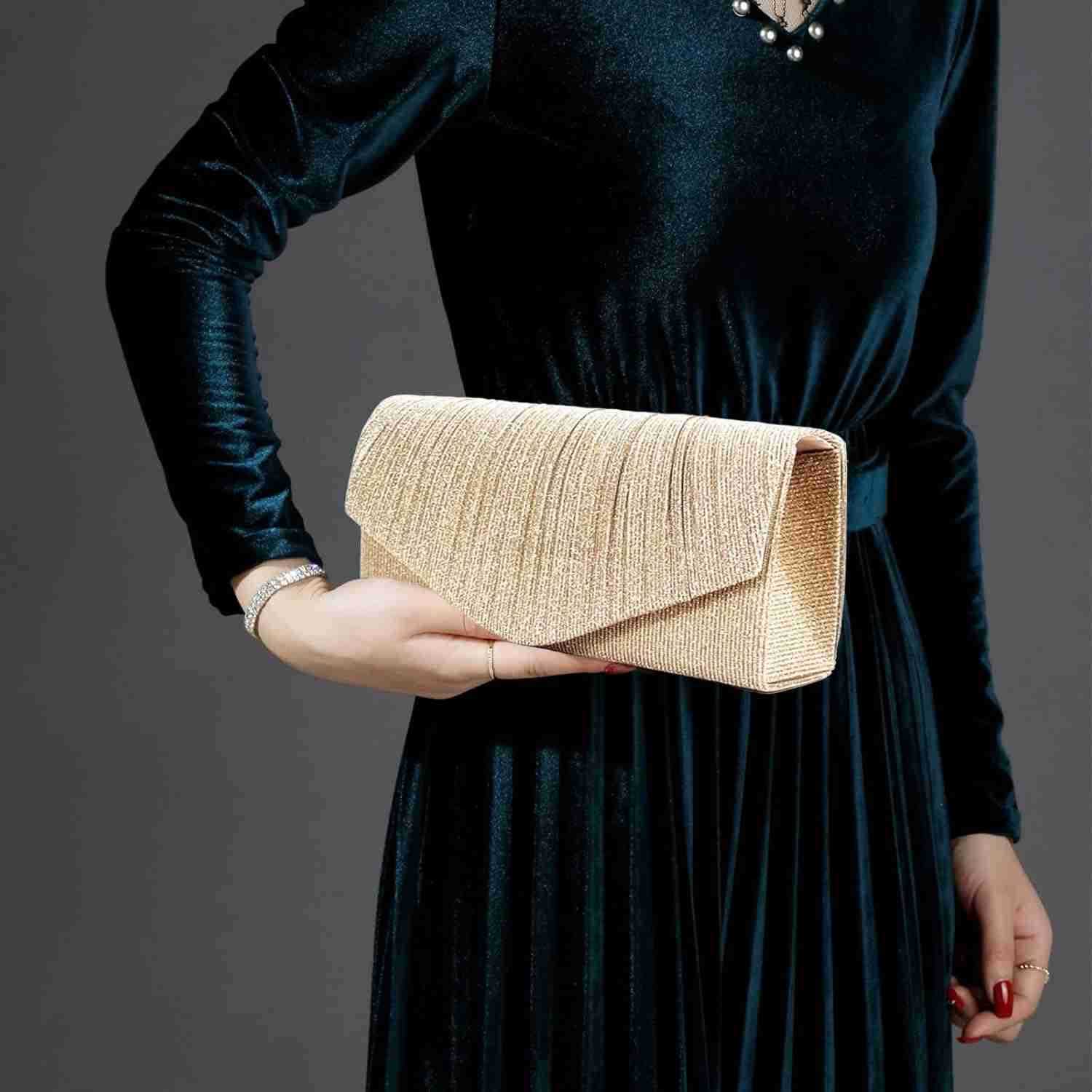 Purses for Women Glitter Evening Bag with Chain Strap Formal Pleated Design for Wedding Cocktail Party Z25909