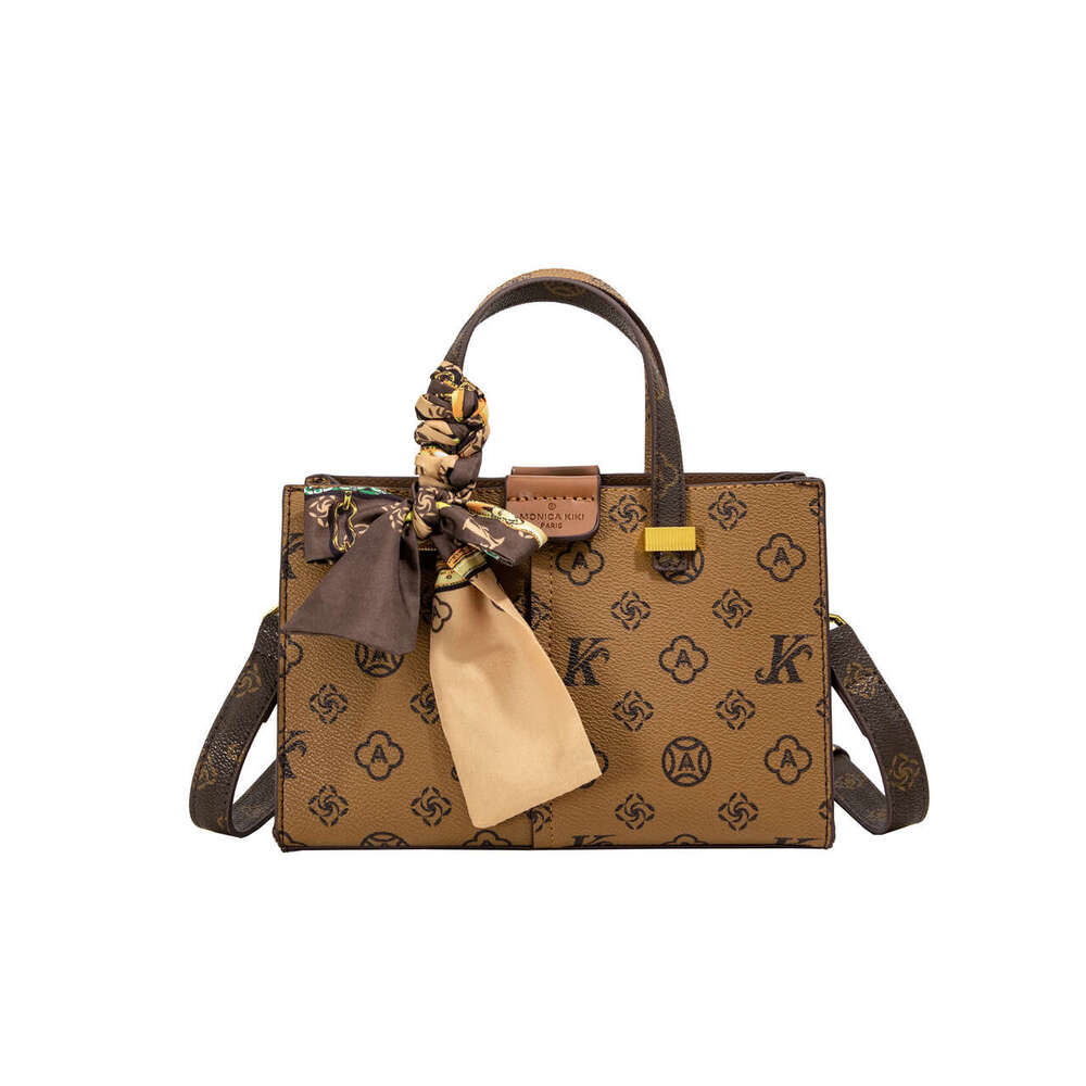 Large Monica Qiqi Capacity Single Shoulder Tote For Women New Commuting High-End Luxury Vintage Handbag Crossbody Bag