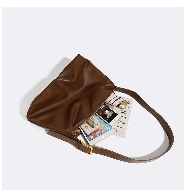 Large Capacity Women's Shoulder Bag Soft Leather Minimalist Style Handbag design Autumn New Designer Casual And Fashionable Commuting