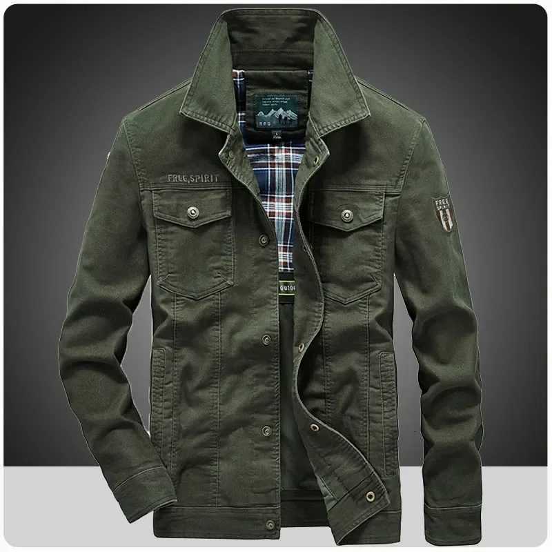 New Autumn Winter Cotton Army Military Cargo Bomber Jackets Casual Streetwear Field Windbreaker Varsity Denim Coats Men Clothing W250909