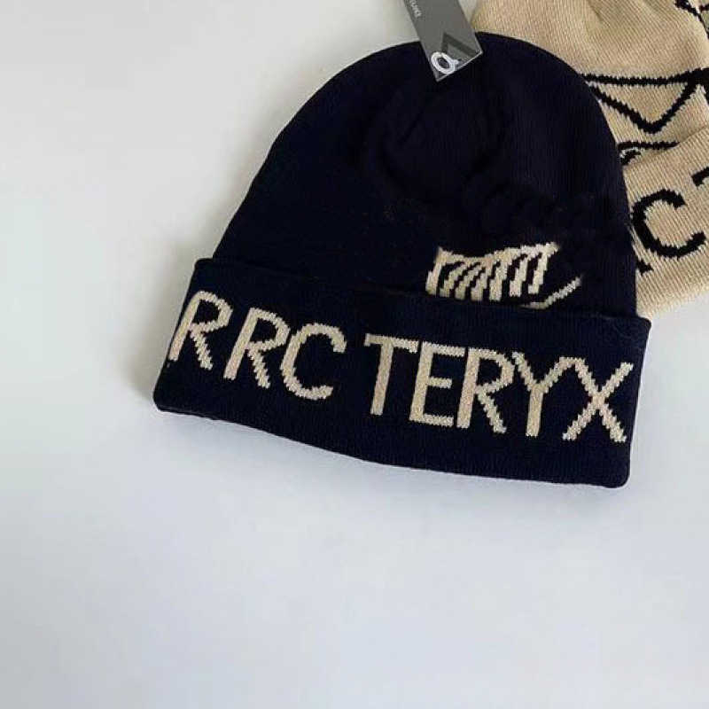 Bird Jacquard Knitted Hat with Correct AlphabetVersatile Warm Large Edition Thick Knitted Hat Personalized Cold Hat Trendy L250908 2A1B4