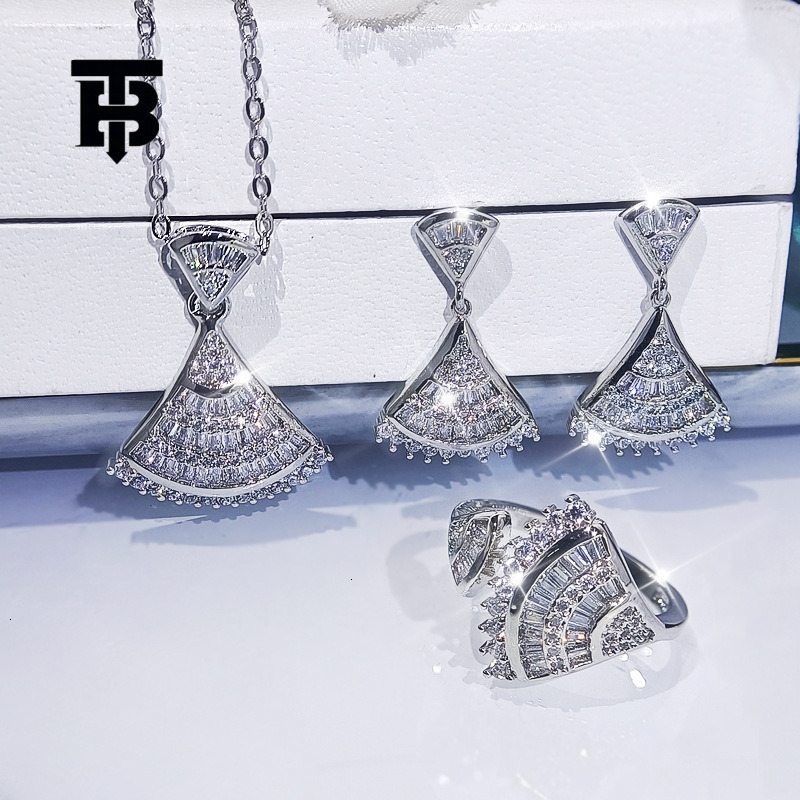 TB BHULAMTE Designer Accessories Free Shipping Dress Gemstone Claw Chain Necklace Earrings Three Piece Set