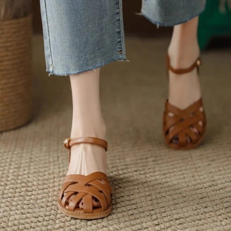 Shoes Female 2025 Buckle Strap Womens Sandals Fashion Solid Casual Sandal Peep Toe Flat Summer Beach 250908