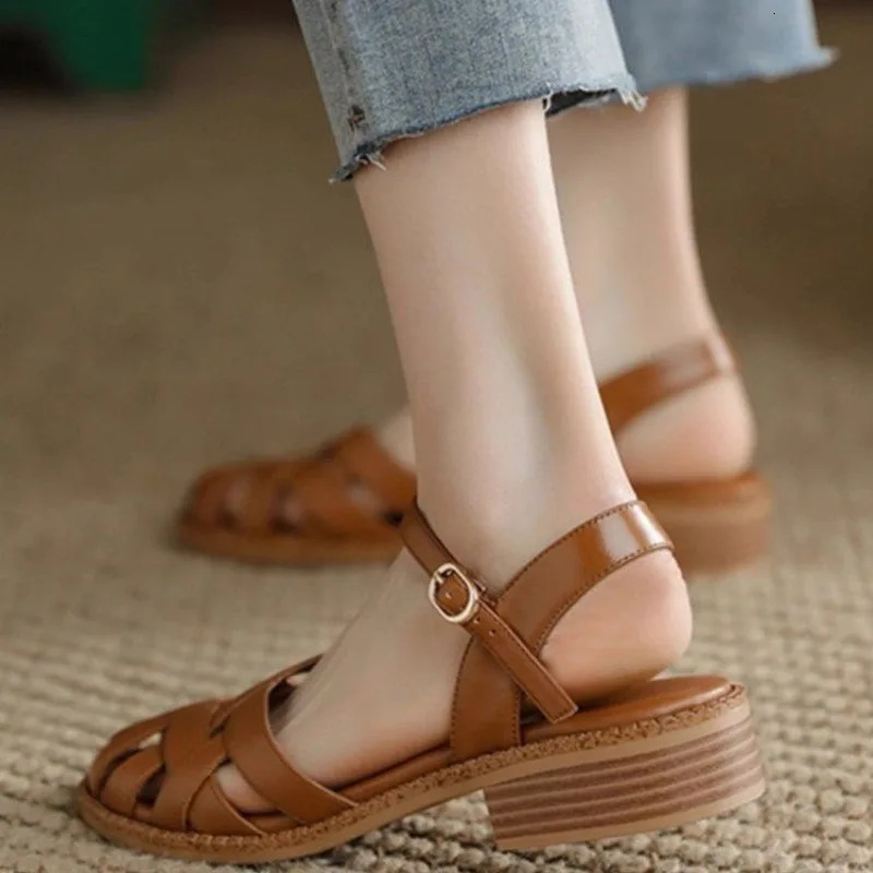 Shoes Female 2025 Buckle Strap Womens Sandals Fashion Solid Casual Sandal Peep Toe Flat Summer Beach 250908
