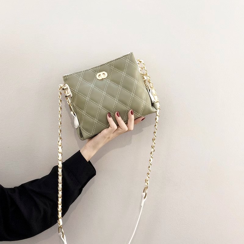 Luxury Bag 2025 New Women's Quilted Chain Crossbody Bucket Bag Fashion Versatile Free Shipping