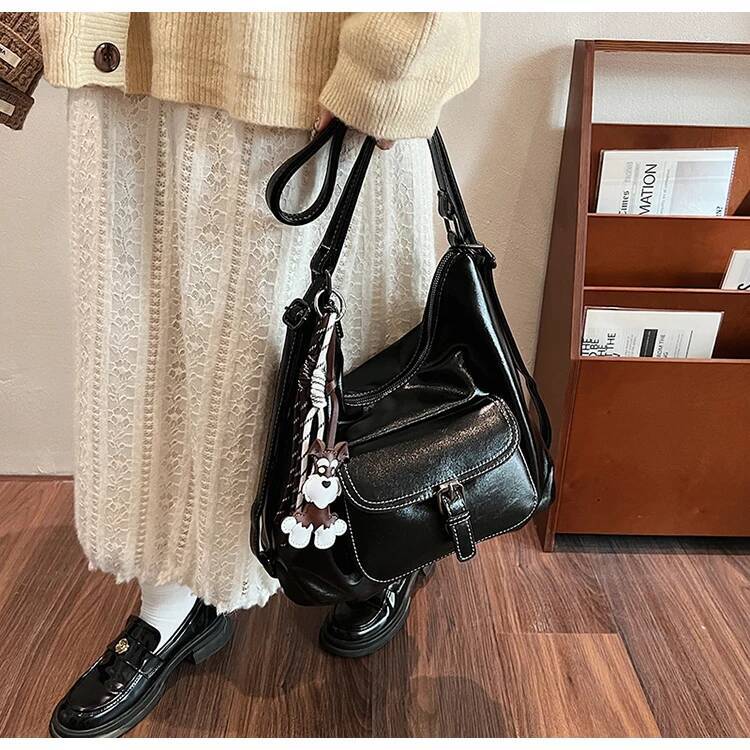 Vintage design Style Large Capacity Handbag With Multiple Carrying Methods For Commuting And Leisure, Women's Shoulder Bag, Autumn New Designer