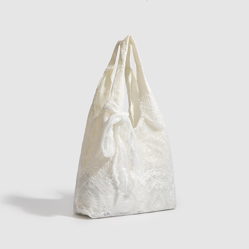 Lace canvas bag new fashion large capacity versatile commuting bag autumn new designer bag design minimalist women's shoulder bag