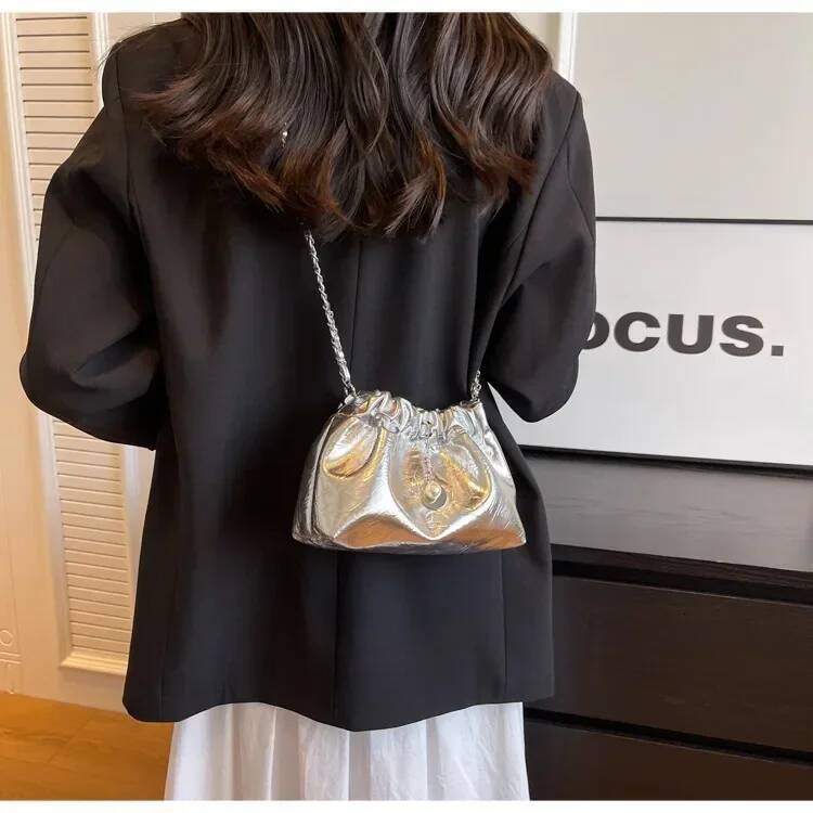 2025 new collection Y2K Hot Girl Women's Handbag New Style Women's Shoulder Bag Chain Fashion Bucket Bag Autumn New Designer Bag Women'