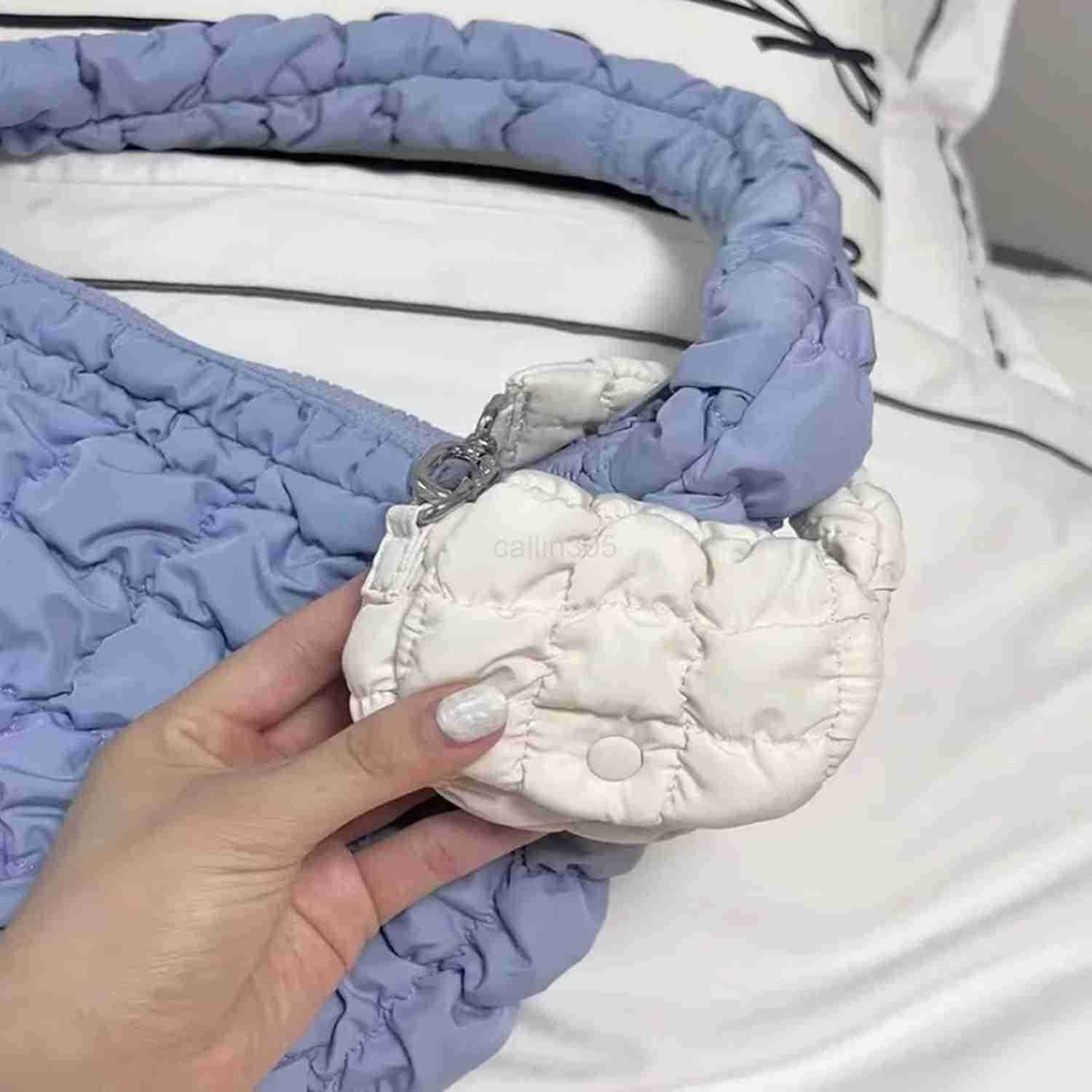 Mini Quilted Bag Puffer Wristlet Clutch Purse Nylon Padded Womens Handbags Evening Bag Charm Lipstick bag Z25909