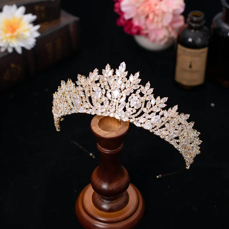 Bride Crowns For Wedding Headdress Cubic Zirconia CZ Princess Women Crown Tiaras Bridal Headband Prom Jewelry Headpiece 250909