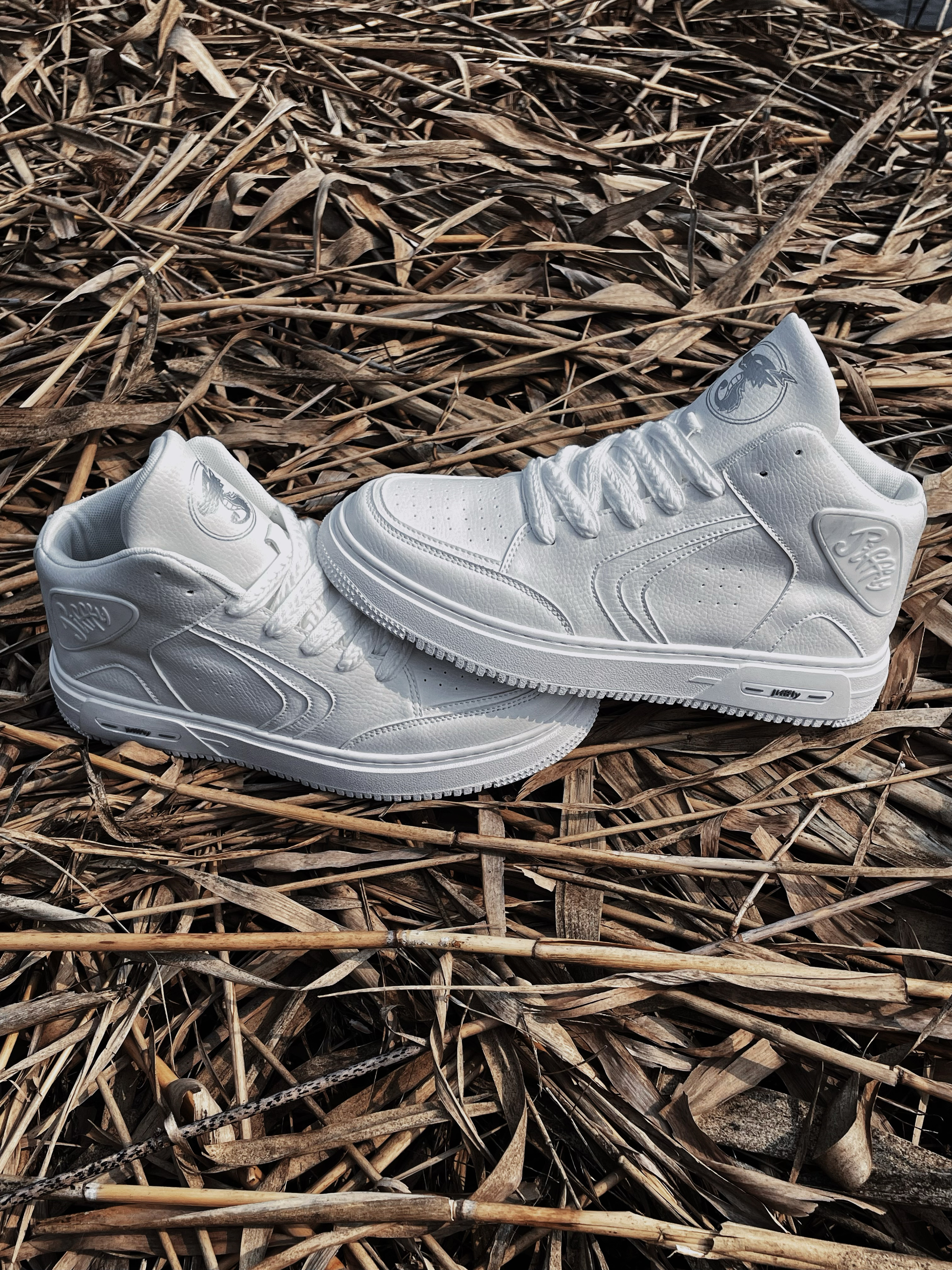 Jiffly High Top Sneakers for Men - Panda White Color with Height-Increasing DesignJFY-810