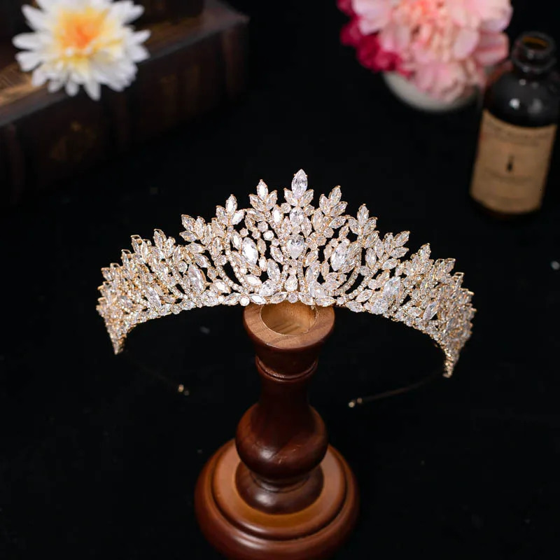 Bride Crowns For Wedding Headdress Cubic Zirconia CZ Princess Women Crown Tiaras Bridal Headband Prom Jewelry Headpiece 250909