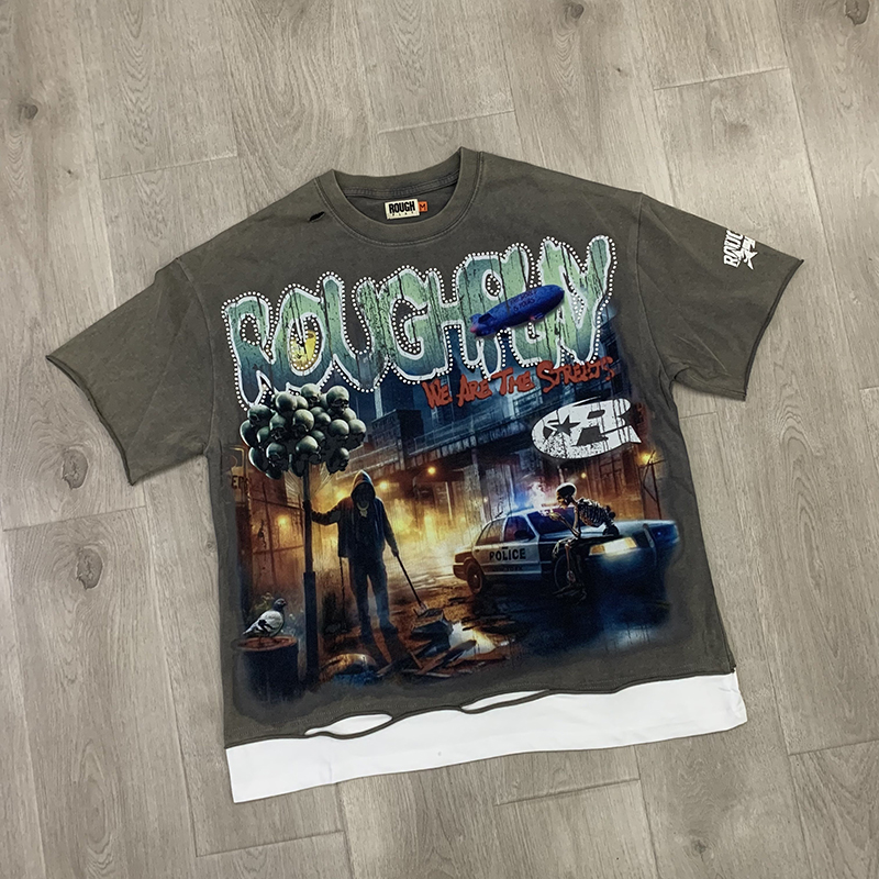 Taglie Di Moda Di Strade Grafica Oversize Roughplay Con Design Y2K