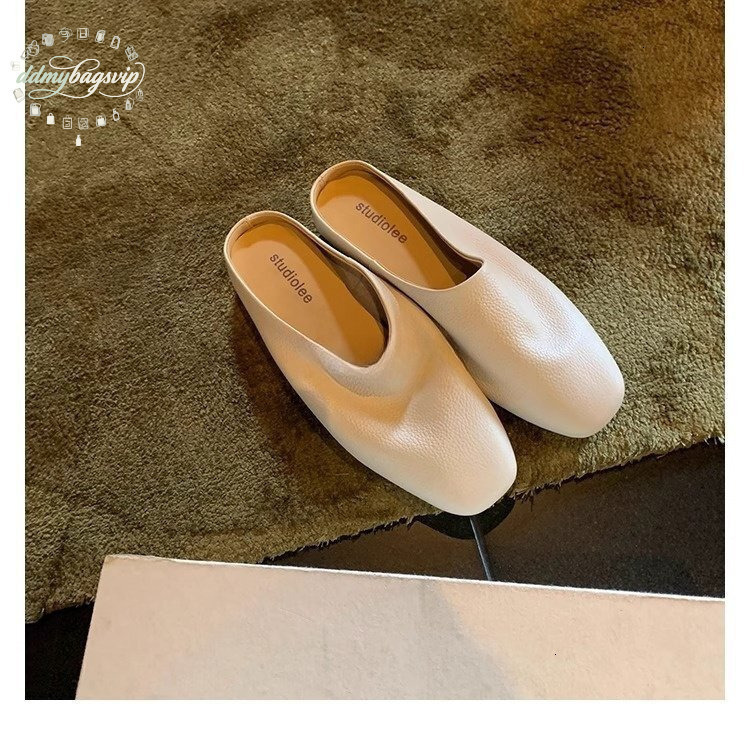 Bestseller The 2025 New Style Of Cowhide Women's Closed Designer Beach Sandals Half For Outdoor Wear Fairy-like Flat Slippers On Mules ddmybagsvi