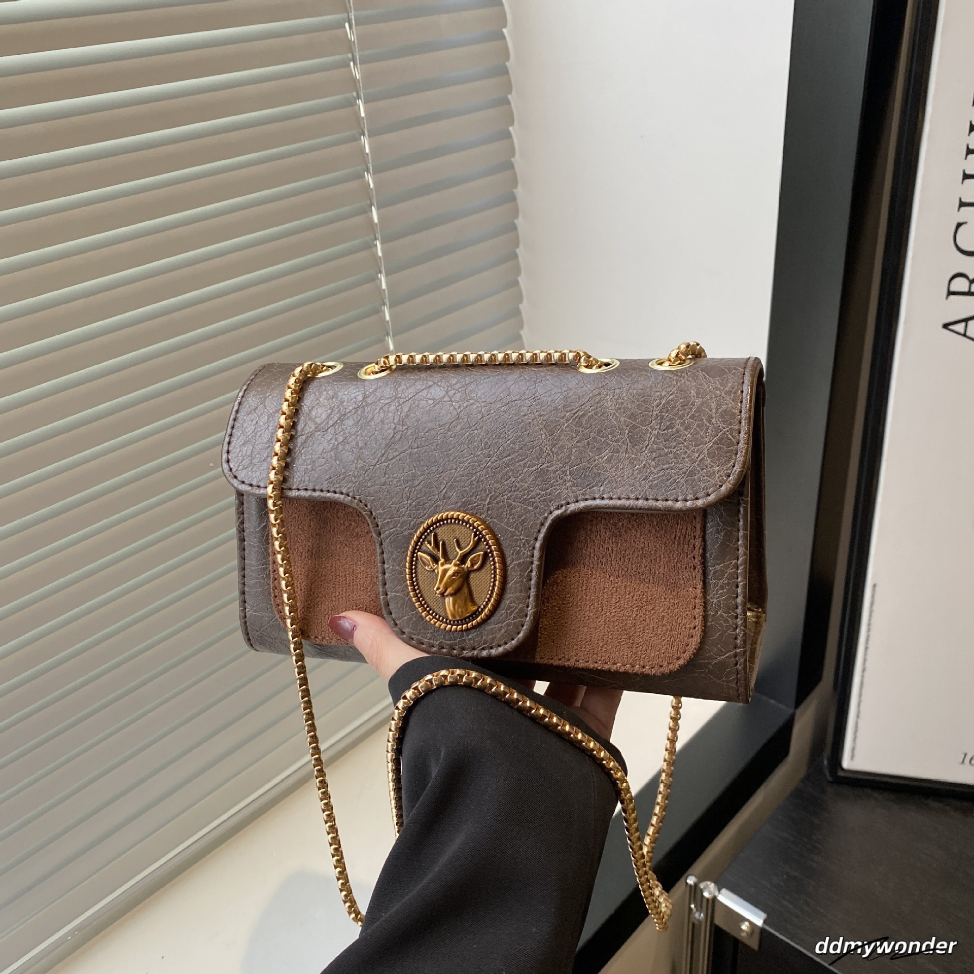 Women's Retro Flip Handbag Free Shipping Designer Splicing Chain Small Square New Fashion Single Shoulder Crossbody Casual Makeup Bag