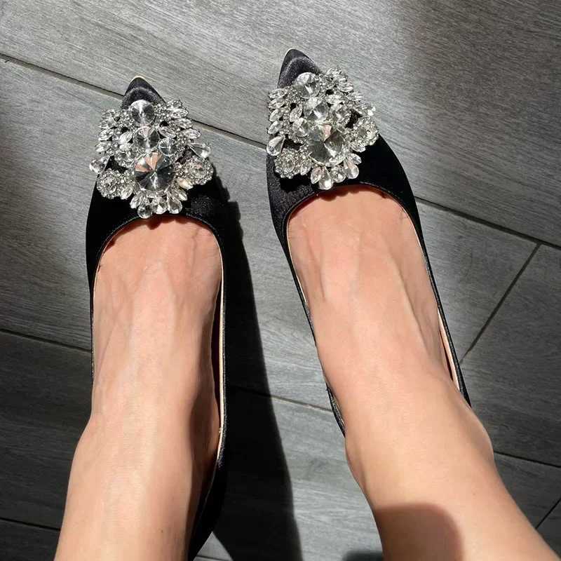 Women Satin 10cm High Heels Sexy Crystal Drag Queen Pumps Lady Pointed Toe New Red Green Formal Occasion Evening Banquet Shoes W250910