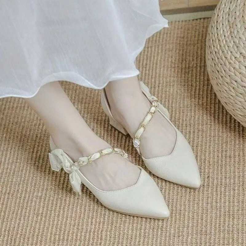 Fashion Single Shoes Womens Pointed Toe Shallow Mouth Four Seasons Versatile Block Heel Bow Temperament High Heels W250910