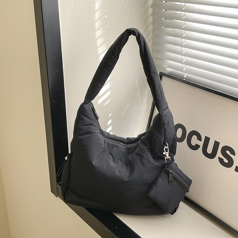Fashion One Shoulder Underarm Bag 2025 New Designer Handbag Large Capacity Women's Bag