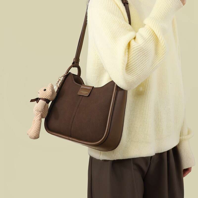 Luxury bag New Women s Crossbody Bucket Genuine Leather Versatile High end Feel Shoulder Bag Handbag