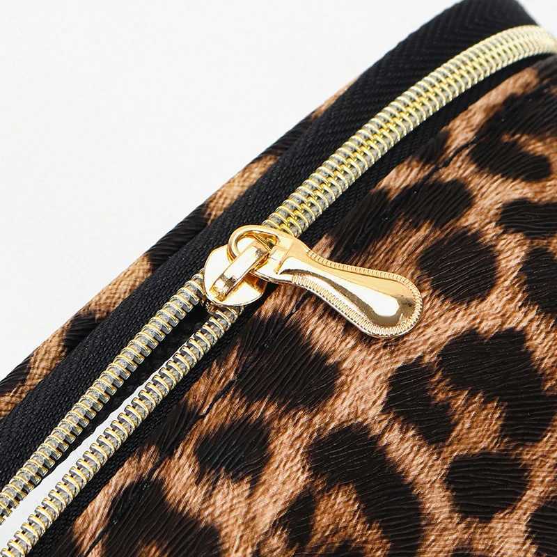 Waterproof Large Capacity Leopard Print Clear Makeup Bag Portable Travel Toiletries Storage Cosmetic Organizer with ZipperXJ250910