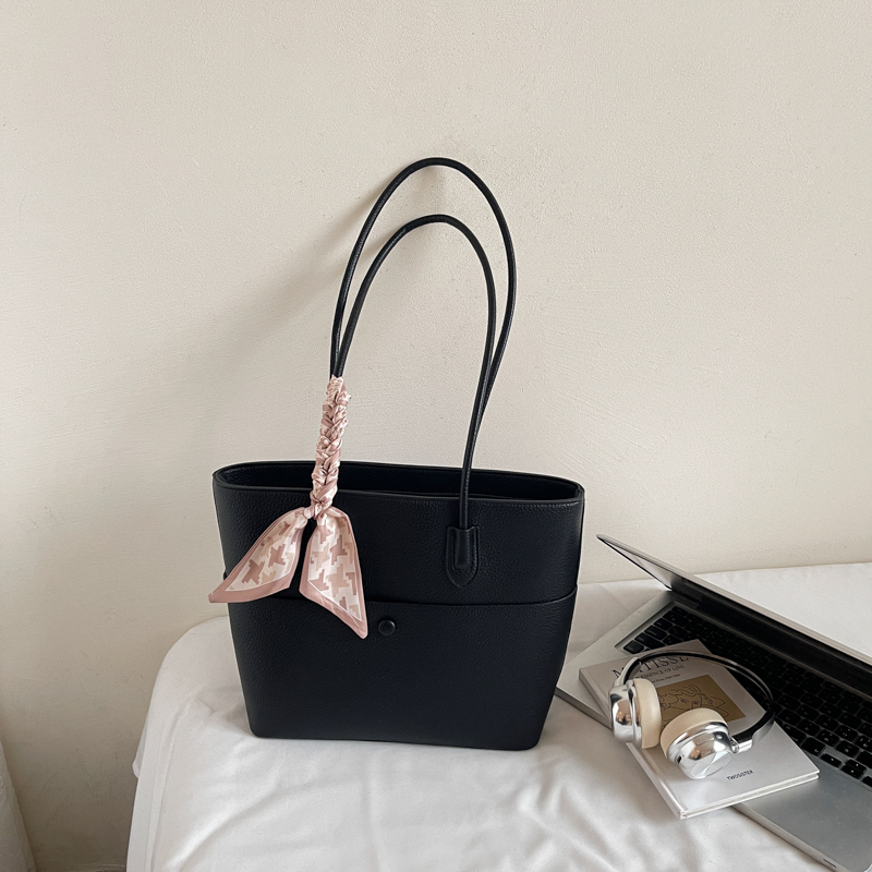 2025 Fashion Premium Luxury Large Capacity Women's Handbag Simple and Versatile Shoulder Bag Women's Essential Crossbody Bag for Shopping an