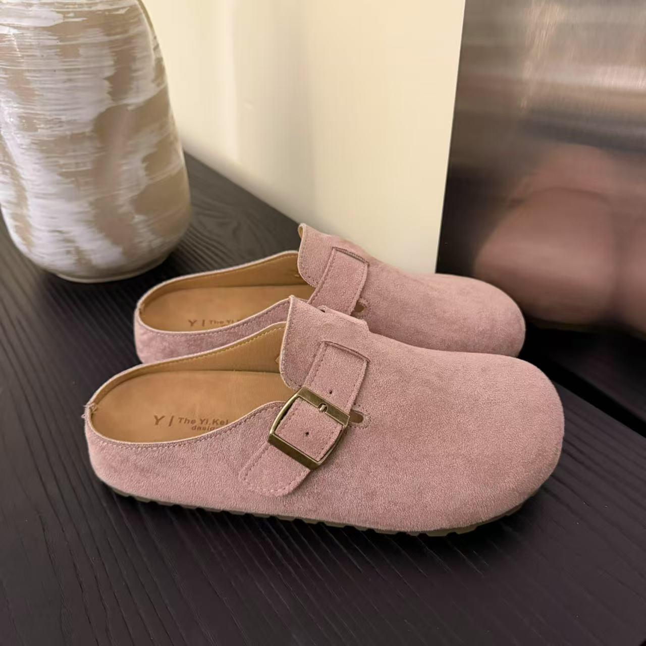 Autumn New Designer Women's Shoes Cute Style New Retro Lazy Thick Bottom Closed Toe Half Slippers Soft Bottom Soft Leather Low Top Slippers