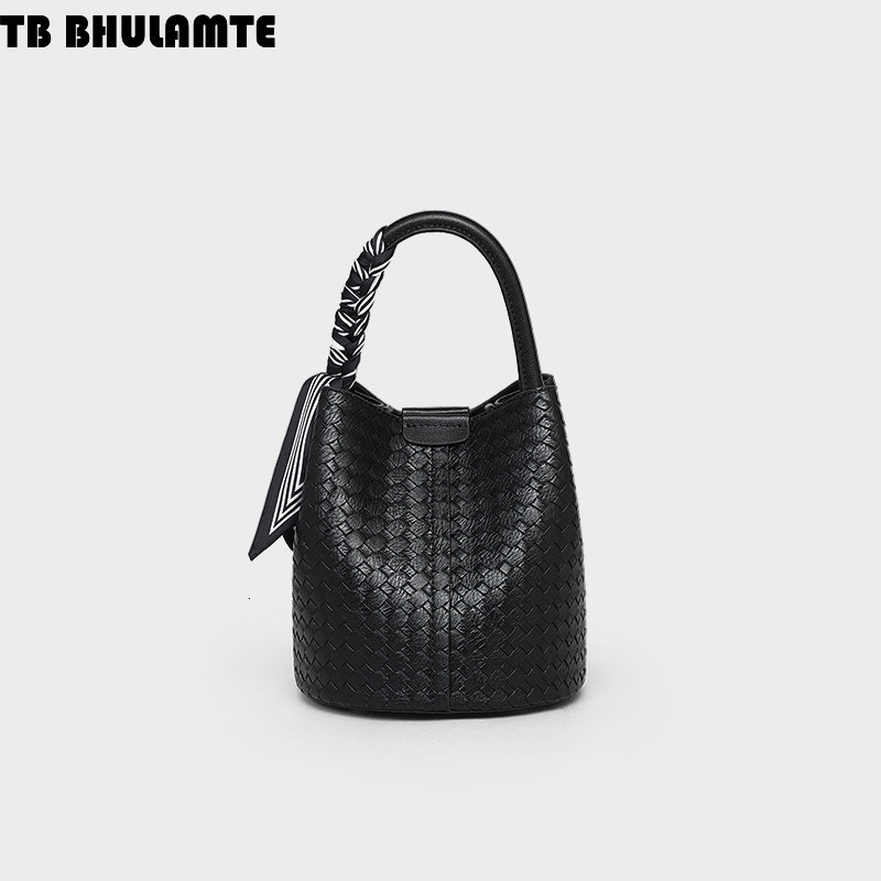 Free Shipping Designer Bag Bucket Bag Women's New Leather Women's Bag Crossbody Small Luxury Bag Bag High-end Woven Bag Handbag