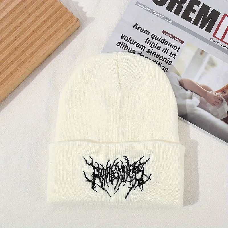 Warm Wen Men Winter Beanies Hats Gothic Street Punk Knitted Bonnet s Cotton Fashion Keep Warm Sklies Beanies Hats G250910