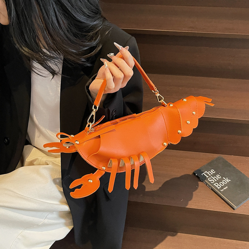 2025 autumn new personalized dragon bag European and bag American fashion style rivet niche design cute women's shoulder bag designer bag