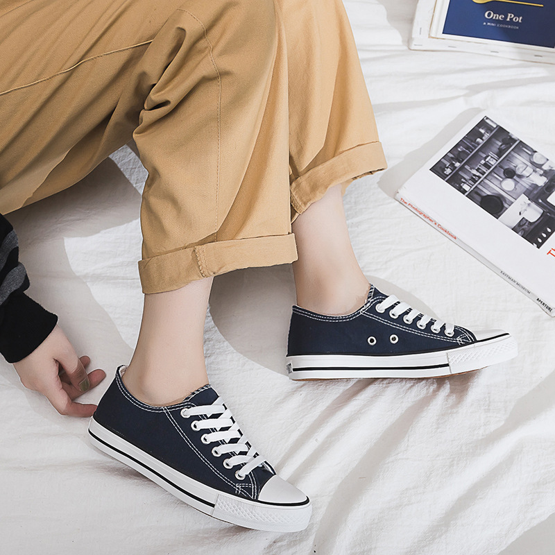 Autumn new designer canvas shoes for female students Korean couple version Harajuku low cut fashionable ice skating shoes